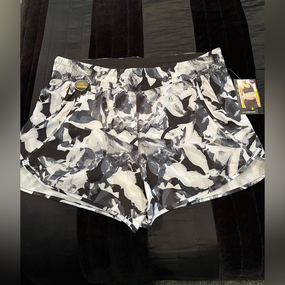 Avia running shorts black/white/gray geometric size XXL (20)